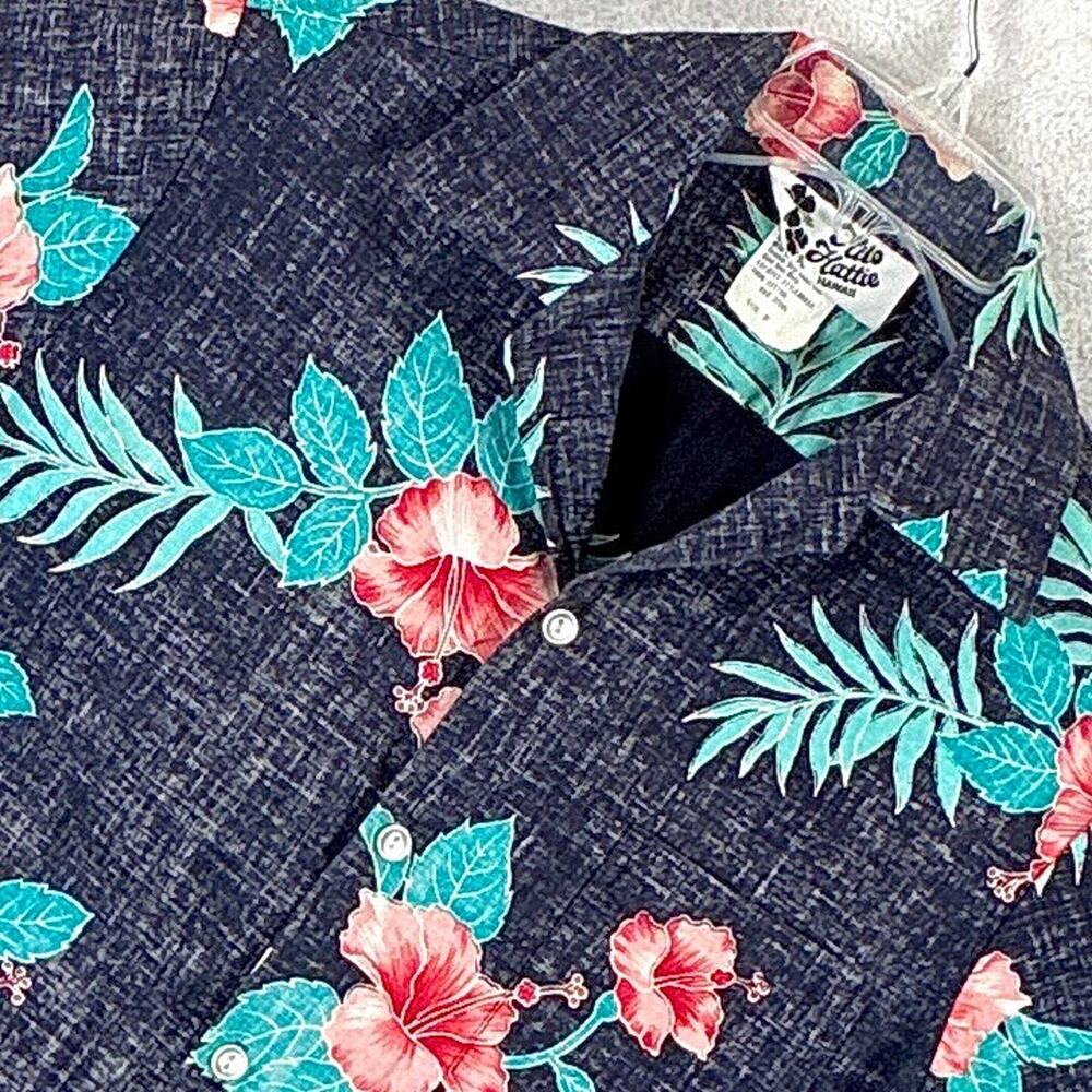 VTG Hilo Hattie Hawaiian Shirt Men M Black Red Floral Camp Aloha Tiki Beach USA